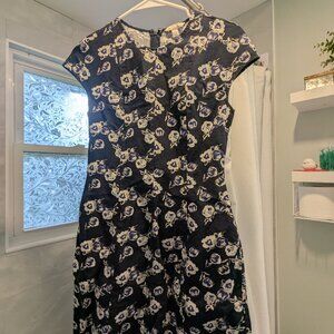 Gap Women's Cotton Linen Navy/White Floral Sheath Dress with Cap Sleeve